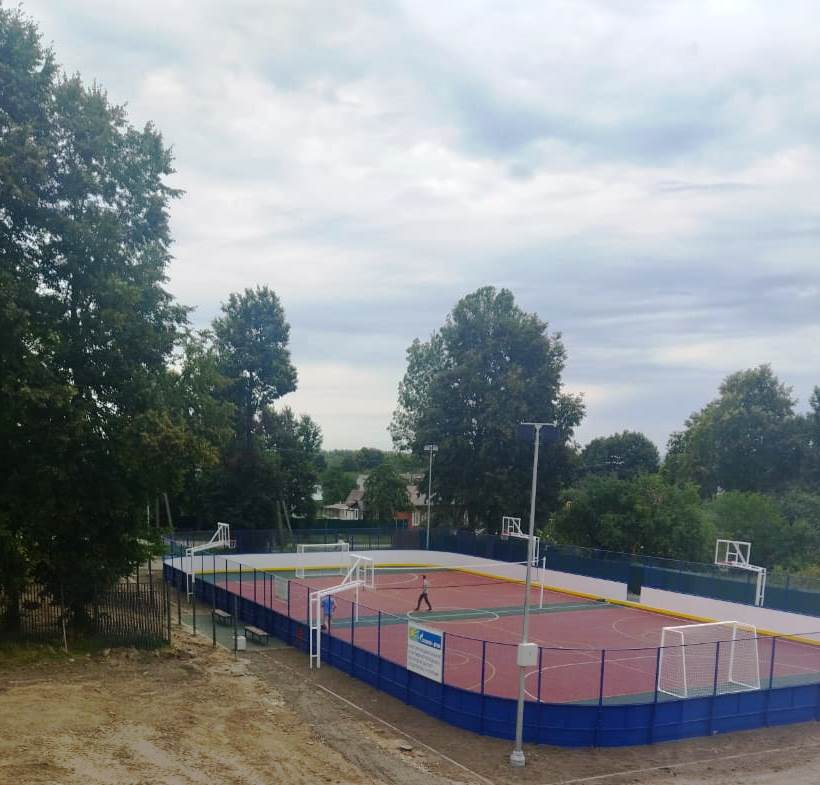 многофункциональная спортивная площадка